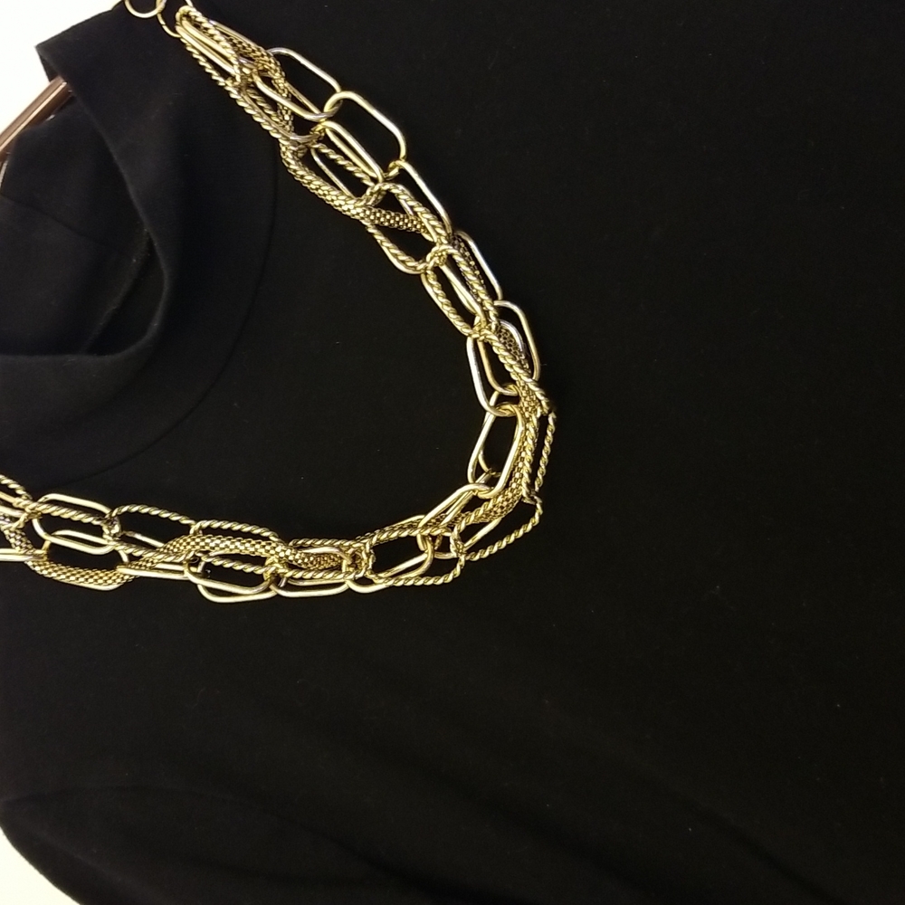 Chunky Triple strand gold tone necklace
